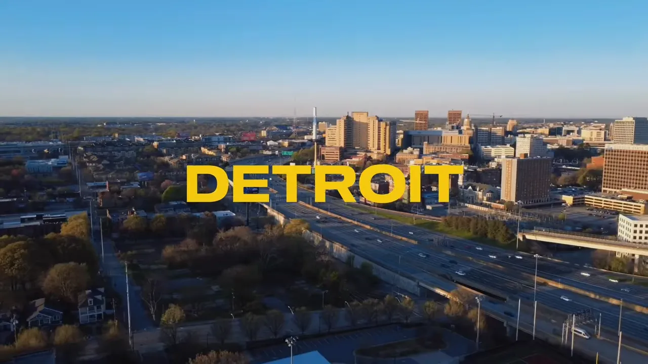 Detroit, vue aérienne au coucher du soleil, extraite de la vidéo d'Enzo